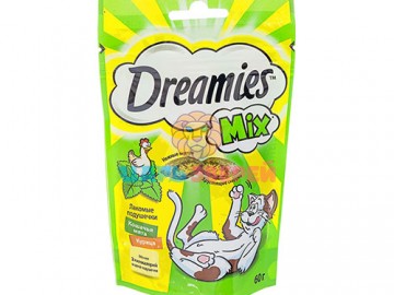 Dreamies (Дримс) - Хрустящие подушечки для кошек с курицей и мятой, 60 г