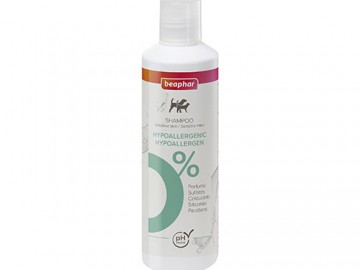 Beaphar (Беафар) - Hypoallergenic Shampoo, Гипоаллергенный шампунь для собак и кошек с чувствительной кожей, 250 мл